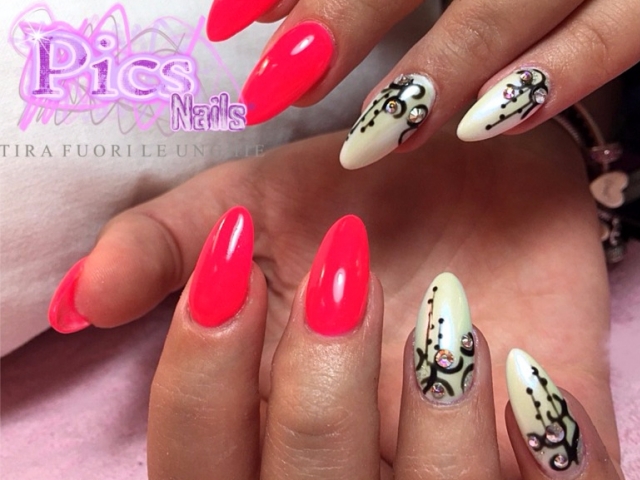 Baroque Nail Art