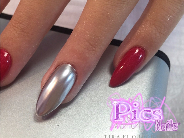 Chromed Nails