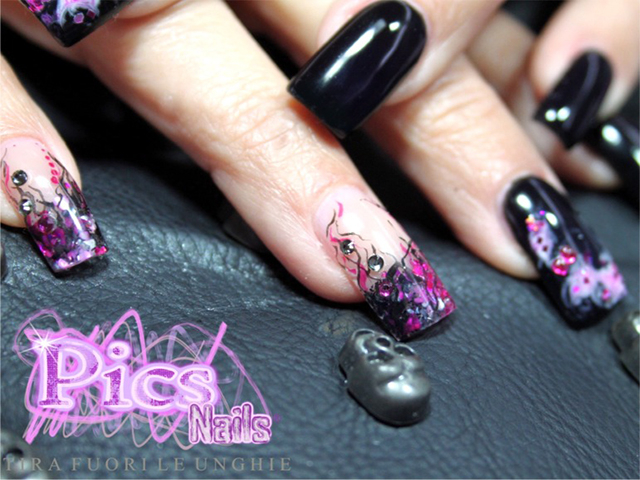 Dark Nails Extension