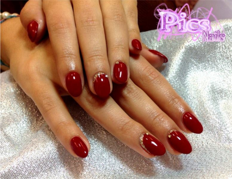 Foto Unghie Di Natale.Ricostruzioni Unghie Natalizie Originalita Alla Nail Art Pics Nails