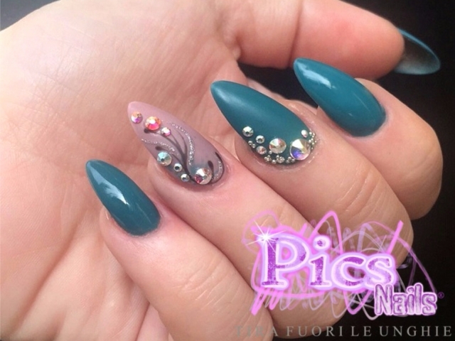 Elegant Spring Nails