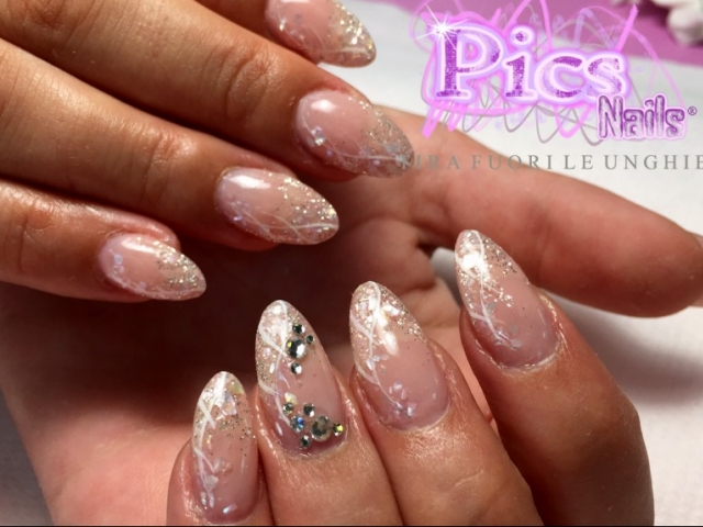 French Glitter Nail Art