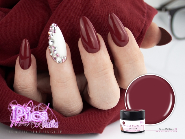 Gel Nails Red Brick