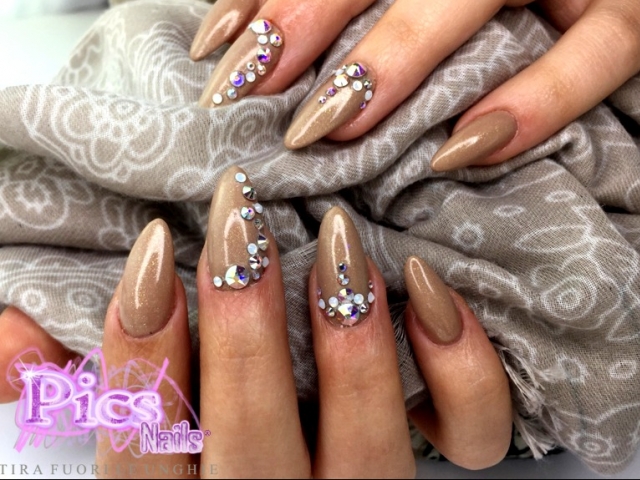 Glitter Gel Nails Champagne