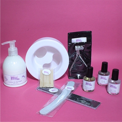 Manicure and Pedicure Kit 2