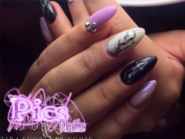 Marble Nail Art