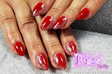 Nail Art Capodanno Rossa