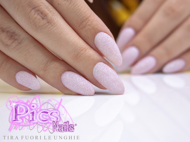 Nail Art Effetto Zucchero Rosa