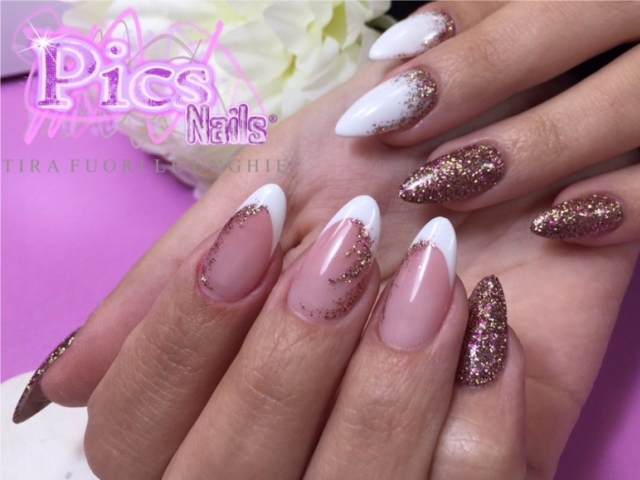 Nail Art French