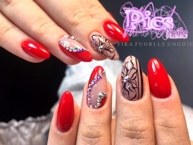 Nail Art Red with Swarovsi Crystal