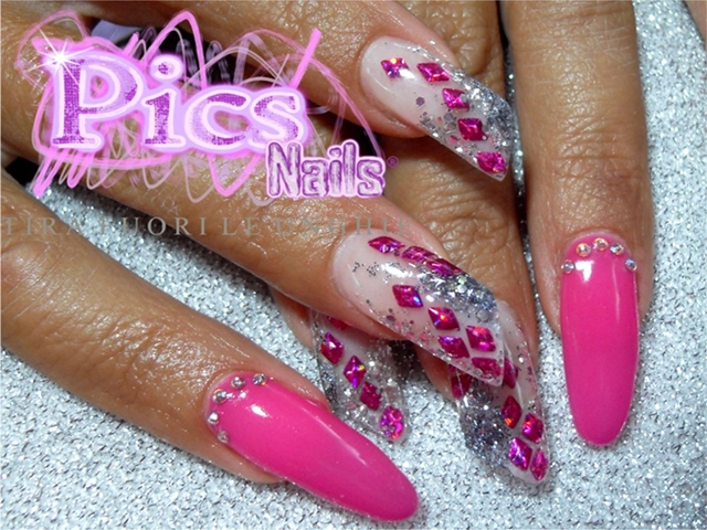 Nail Art Rosa Sottovetro