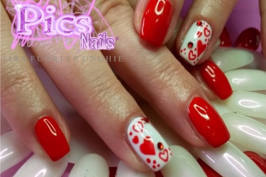 nail art san valentino