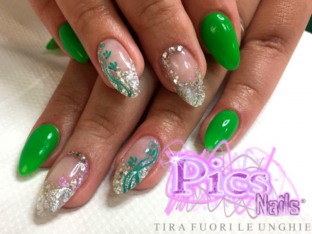 Nail Art Verde Naturale