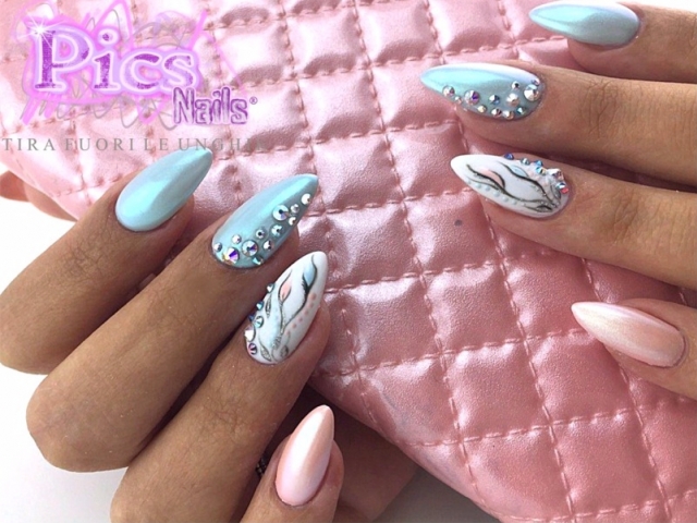 Pearl Nails