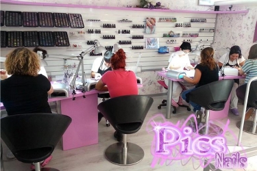 salone ricostruzione unghie pics nails