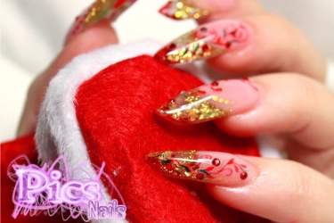 tendenze nail art sottovetro natale